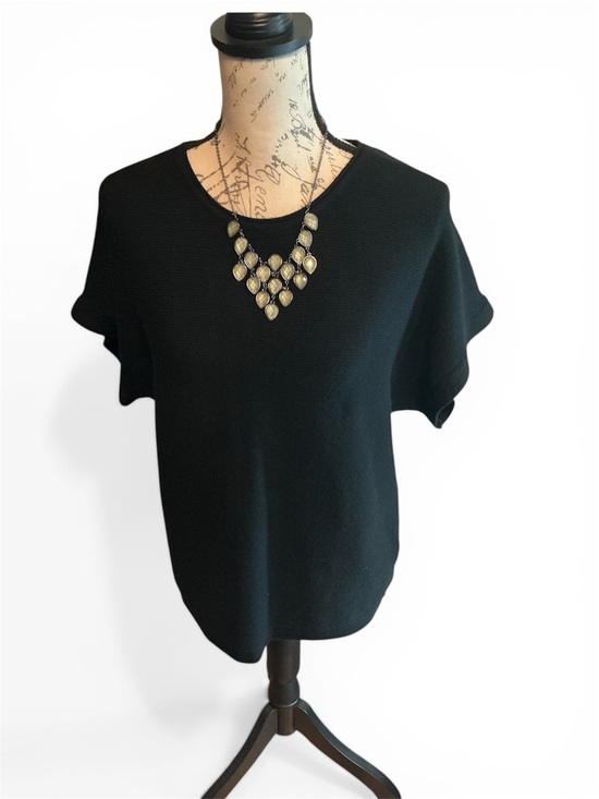 Philosophy Sweaters - Philosophy Black Short Sleeve Crewneck Knit Top